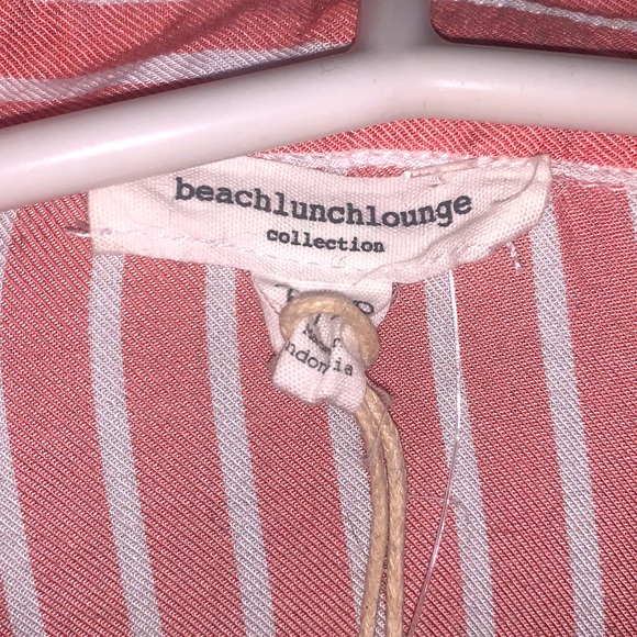 NWT Summery Red & White Striped Top with Ruffle sleeves - Picture 4 of 5